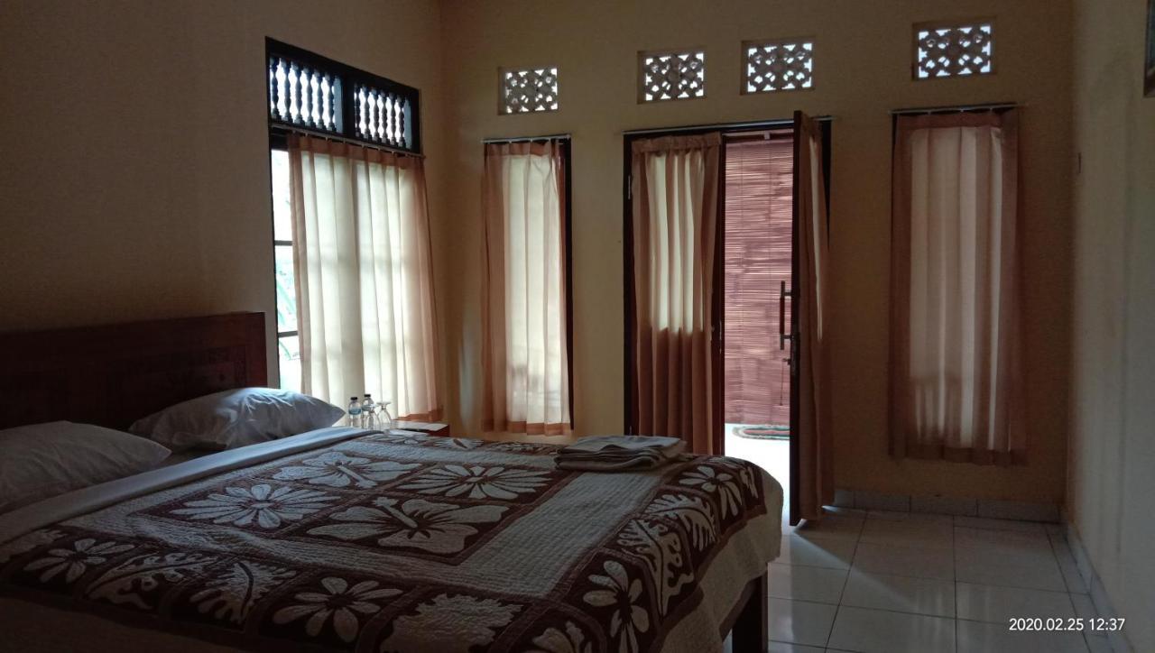 Hause market Sidemen  Exterior foto